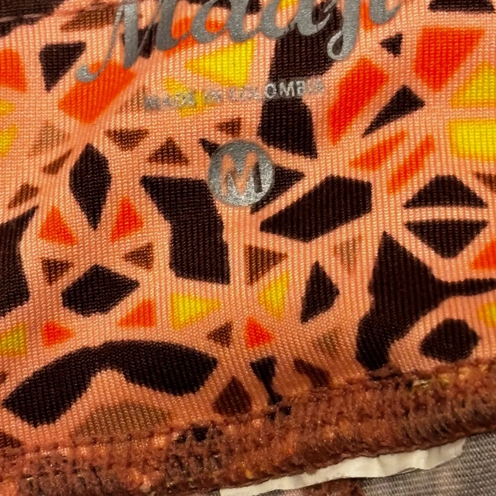 Maaji Leggings Brown/Orange Cropped Size Medium Preowned - Picture 2 of 8